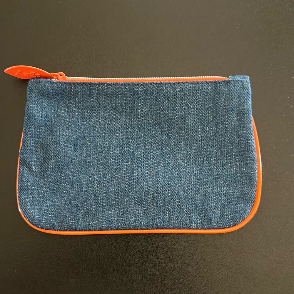 Ipsy glam bag